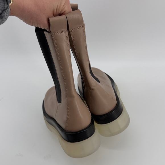 Jeffrey Campbell Tanked Women’s Boots in Taupe 9 S61 - Picture 4 of 7